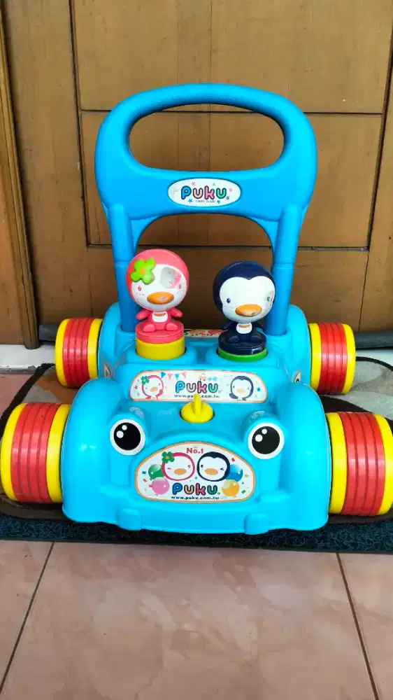PUKU Push Walker Mainan Anak Untuk Belajar Jalan