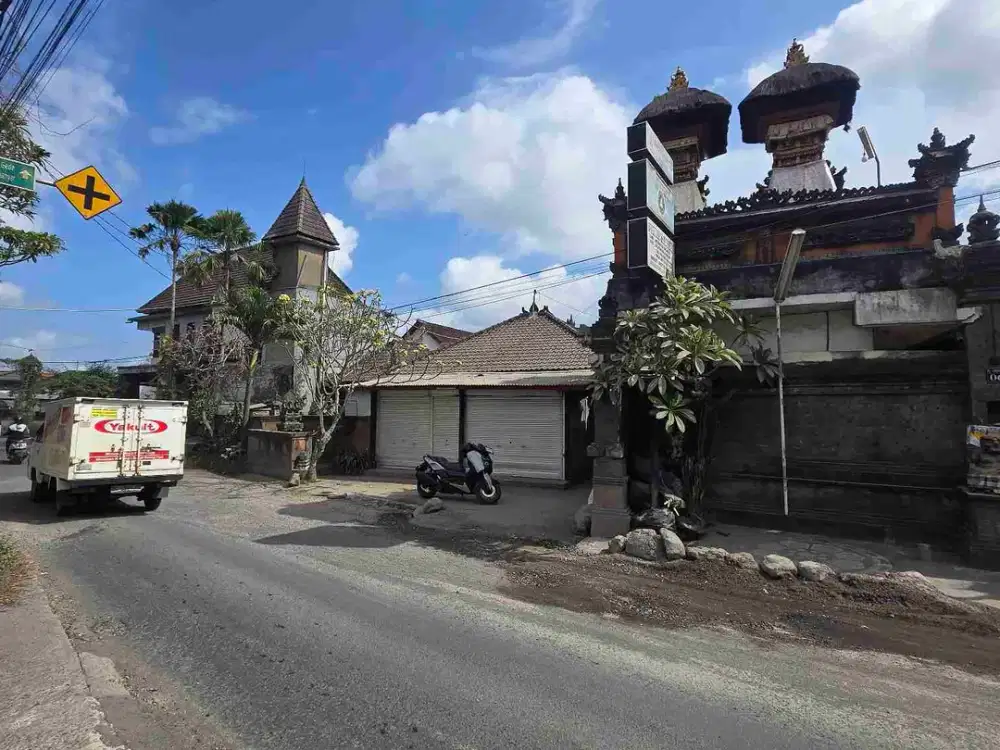 Tanah pinggir jalan raya utama Arjuna lukluk Mengwi cocok untuk bisnis dan pertokoan