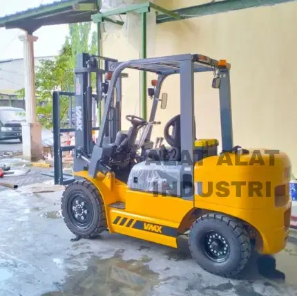 FORKLIFT VMAX 3.5TON 3METER DIES
