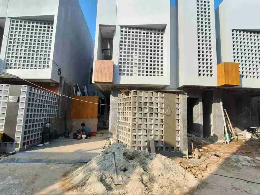 Dijual Rumah Harga Promo Lokasi dalam Cluster di Duren Sawit