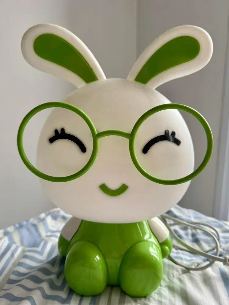 Lampu Meja Tidur Kelinci