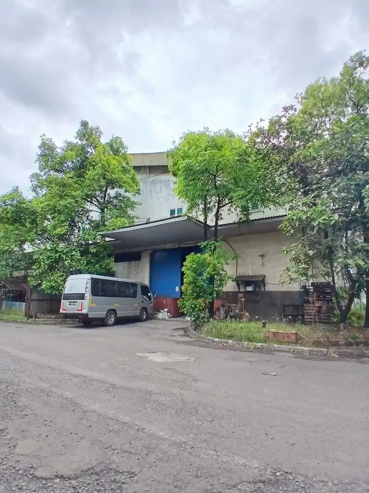 HOT SALE!!! GUDANG DEKAT PINTU TOL CAKUNG JAKARTA TIMUR