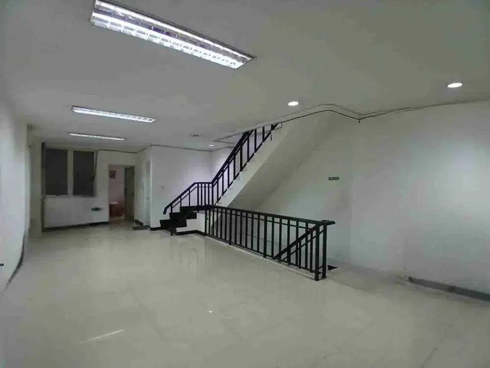 Disewakan ruko di lantai 2, luas 80 meter di Bona Indah Plaza lebak bulus