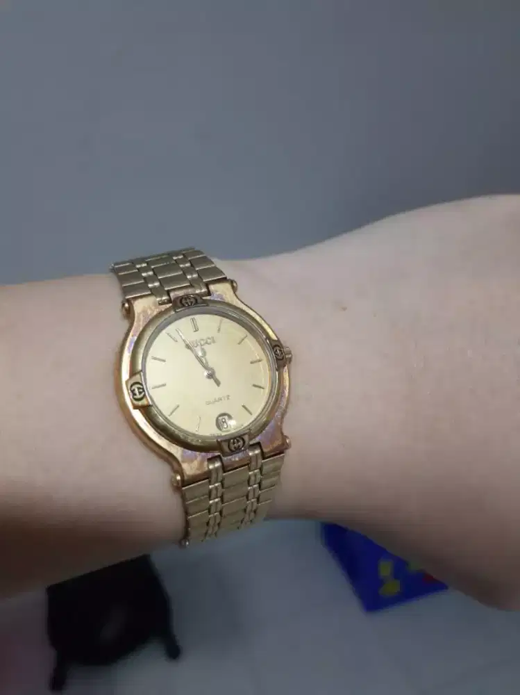 Jam tangan Gucci Gold Plated Vintage Original