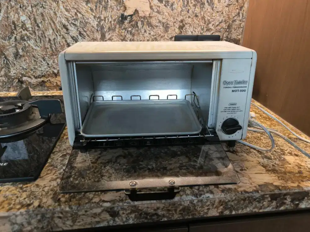 Miyako MOT 500 oven toaster