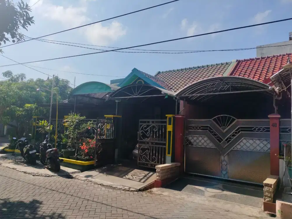 Dijual rumah 2 lantai perumahan bumi marina emas keputih sukolilo Surabaya timur