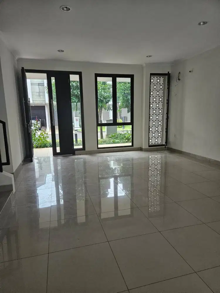 Summarecon Bandung Rumah Bagus 2 Lantai Lingkungan Nyaman Siap Huni