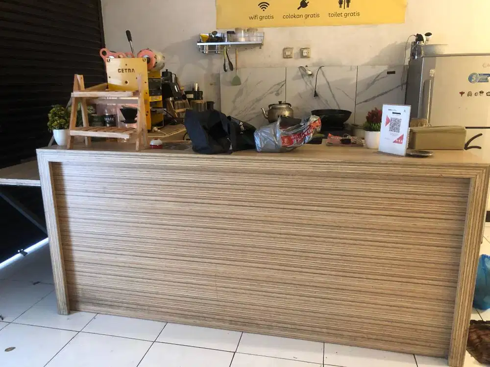 Meja Kasir Kokoh Murah Bahan HPL