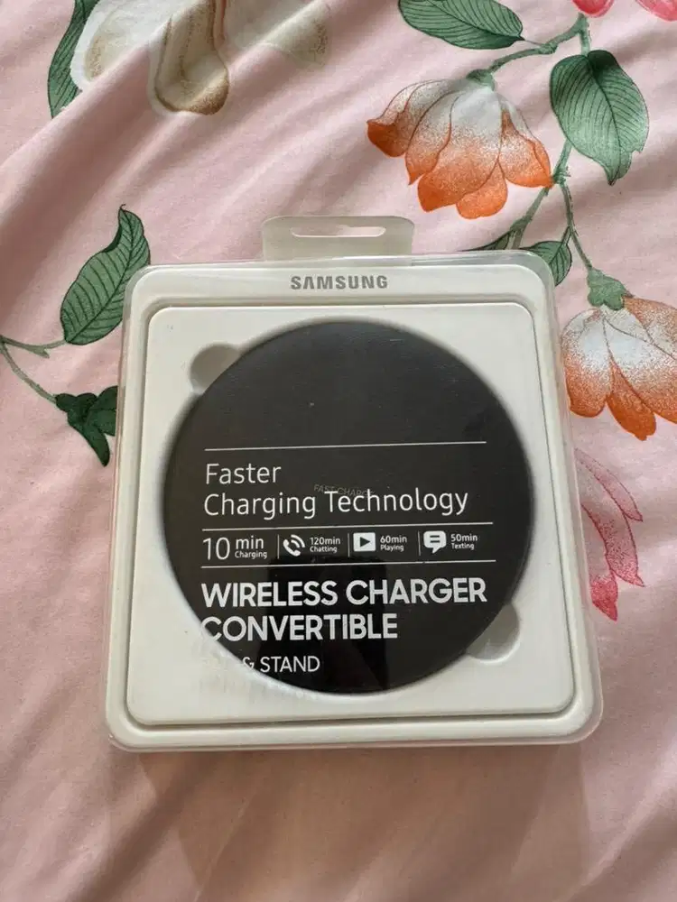 Samsung Wireless Charger Convertible Baru
