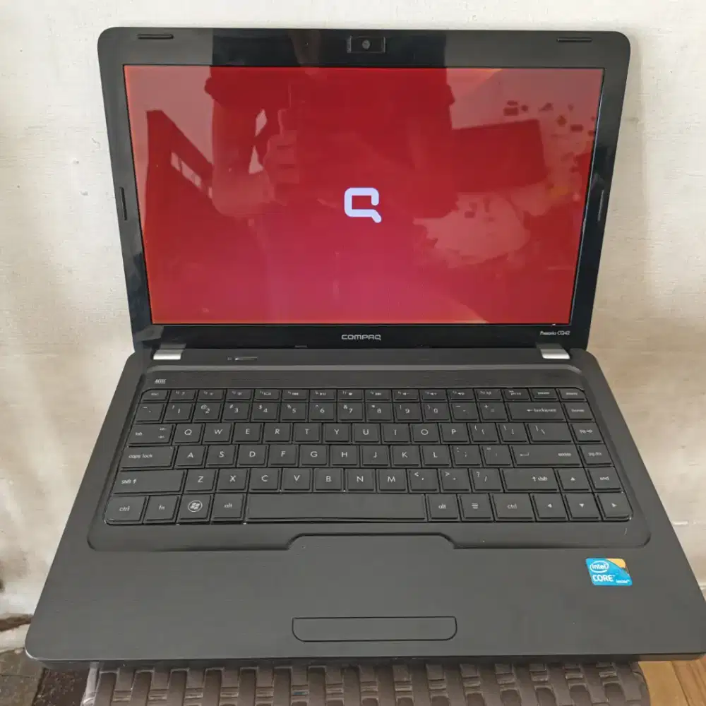 JUAL LAPTOP COMPAQ Presario CQ42 INTEL CORE i3 M370 RAM4GB,HDD320GB