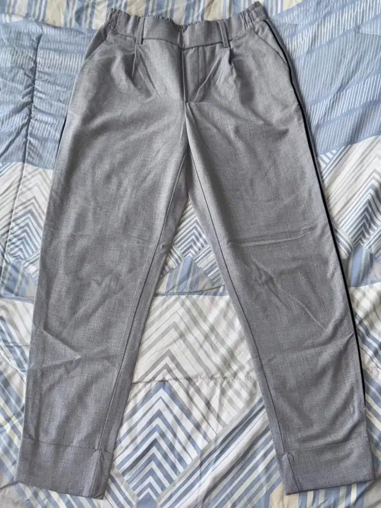 Celana Panjang Abu - Bershka