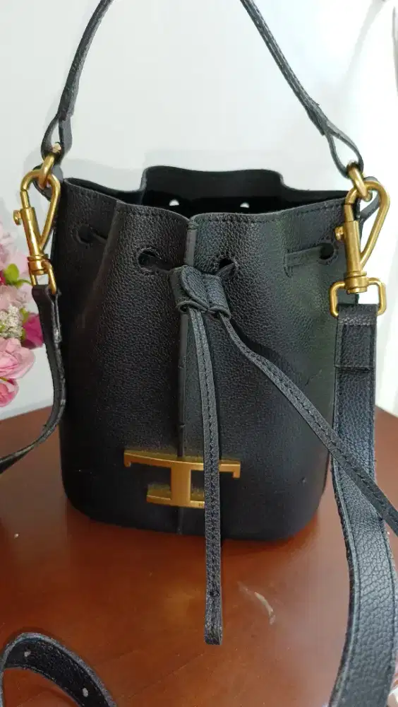 TAS BUCKET TODS HITAM