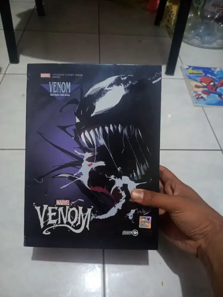 WTS action figure venom by ZD toys