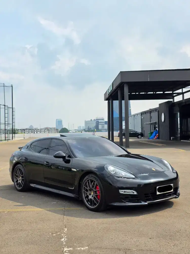 Porsche Panamera GTS 2013 PDK / Full Spec / RARE