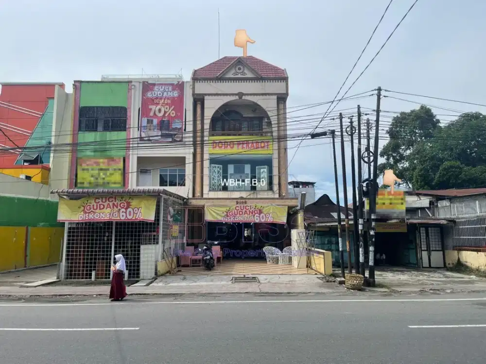 Ruko Strategis di Jl. Jendral Gatot Subroto No. 351A, Medan