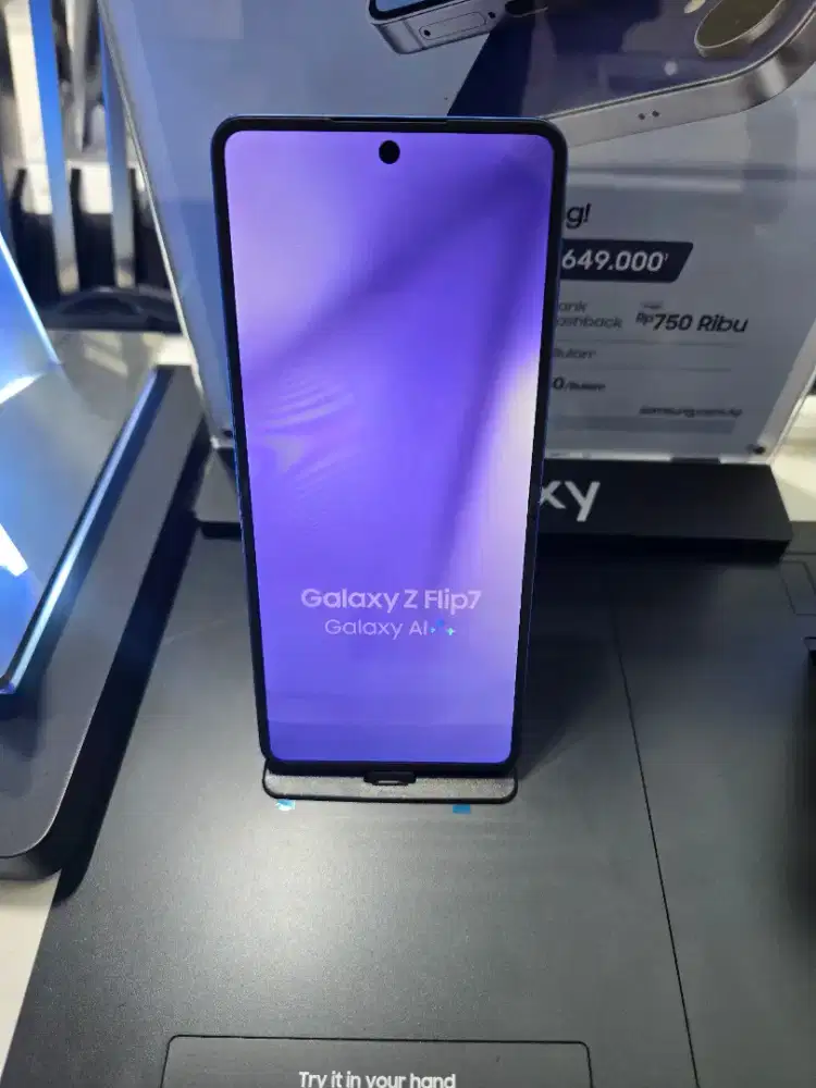 Z Flip 7 12-512