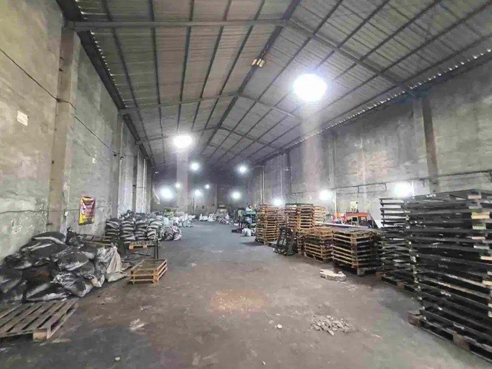 Gudang 1.600m² Hitung Tanah Dekat Exit Tol Klodran Solo