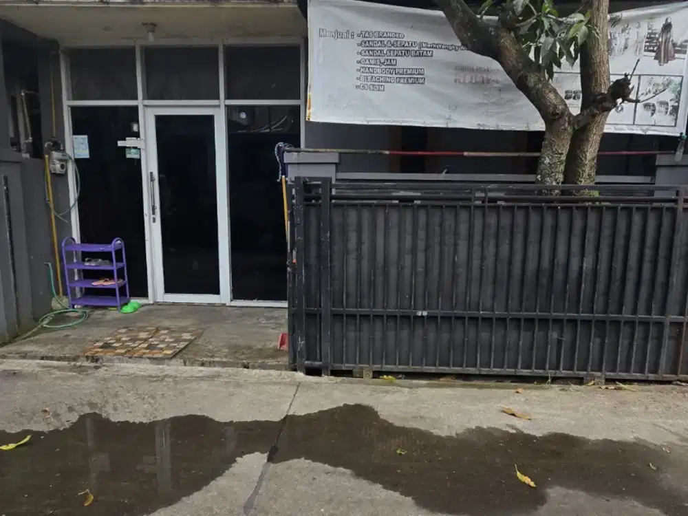 Dijual Rumah Kondisi Bagus Renovasi 2015, Lokasi Strategis.