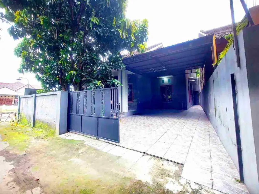 Rumah Bagus Luas Nyaman di Gagaksipat Dekat Bandara