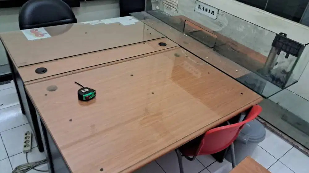 Meja Kantor Grand Furniture Bekas Terawat ukuran panjang Meja 160 cm