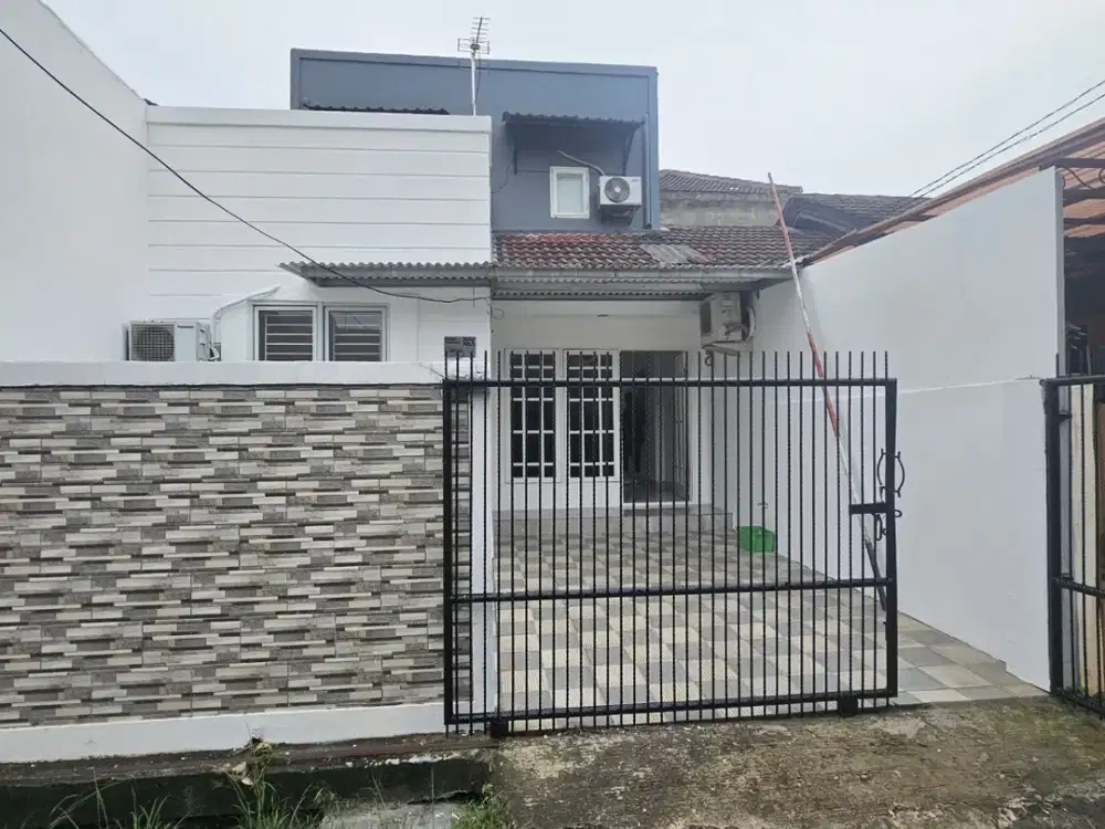 Semi-Furnished House for Sale: CLUSTER CATALINA - GADING SERPONG