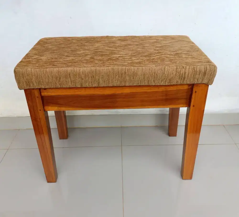 Kursi Piano kayu jati