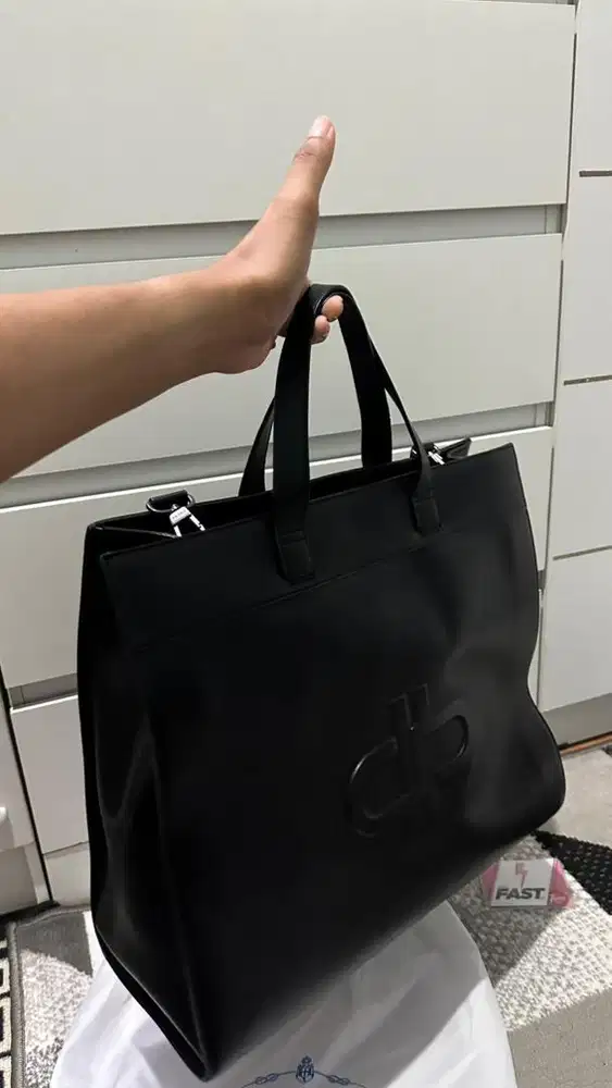 Pedro bag hitam