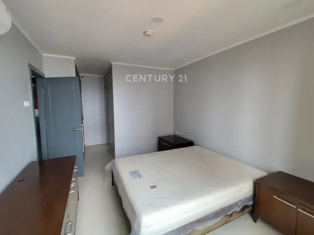 Apartemen Paladian Park Tower C Lantai 9 3BR Full Furnished S7374