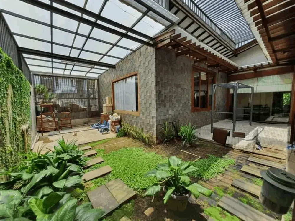 Rumah Luas Lokasi Strategis Di Pulomas Barat S5270