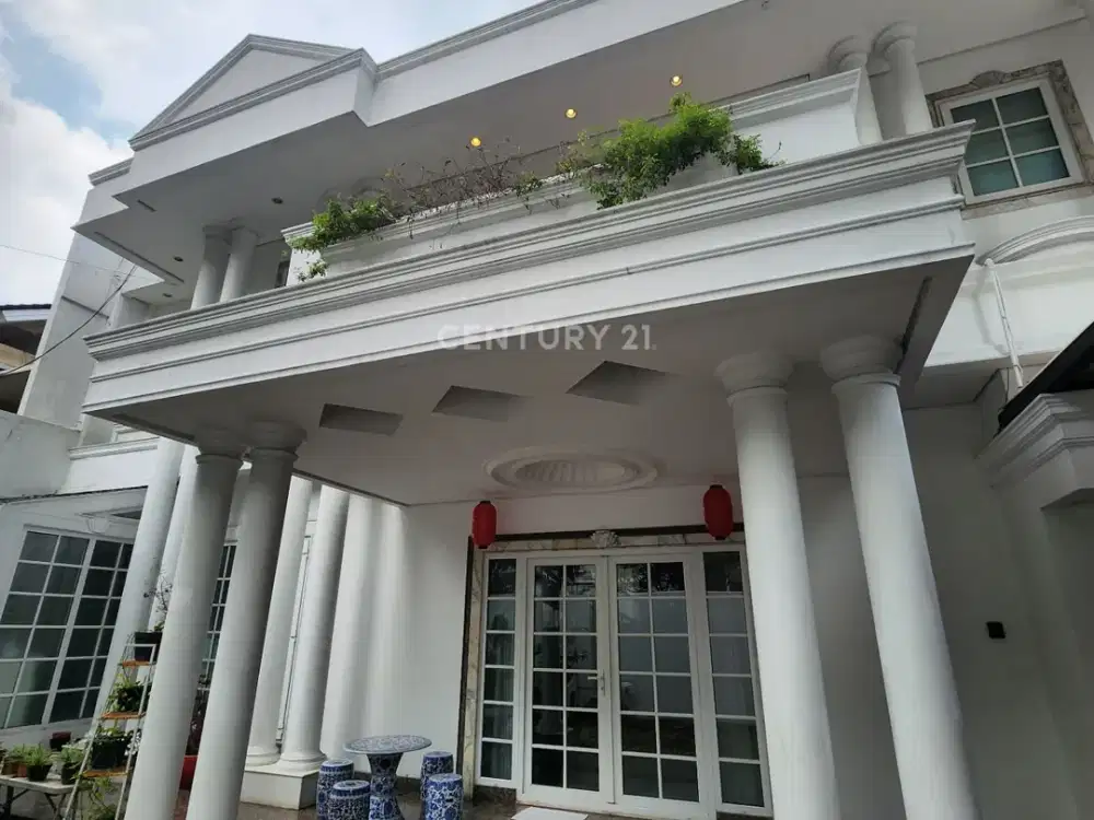 Rumah Bagus Siap Huni Harga Dibawah NJOP Di Setiabudi S8897