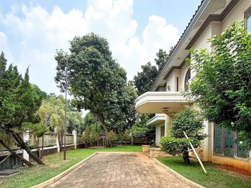 Dijual Rumah Luas di Pondok Indah Jaksel