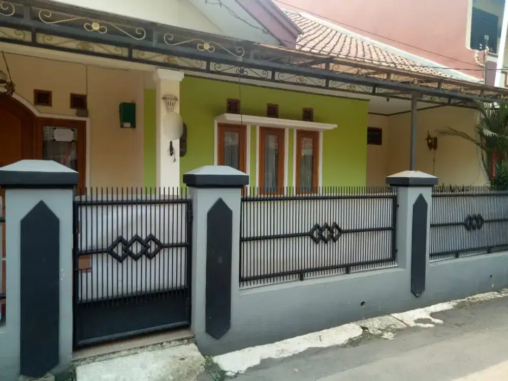 Termurah! Jual/Sewa Rumah di Sayap Buah Batu Bandung