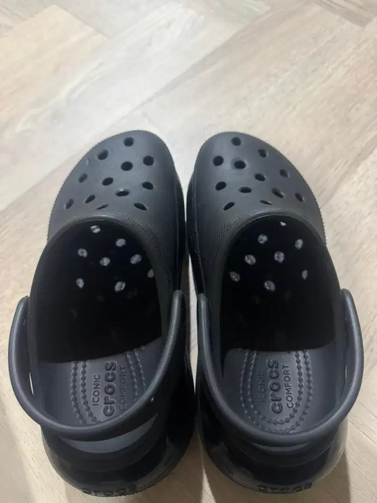 Crocs Classic Mega Crush Unisex Log - Black