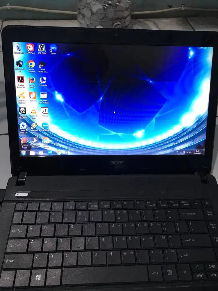 Dijual borongan laptop acer e1-471