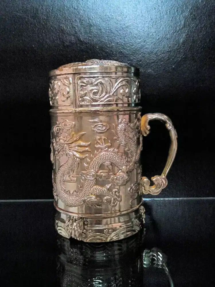 Vintage Chinese 3D mug Dragon & Phoenix design