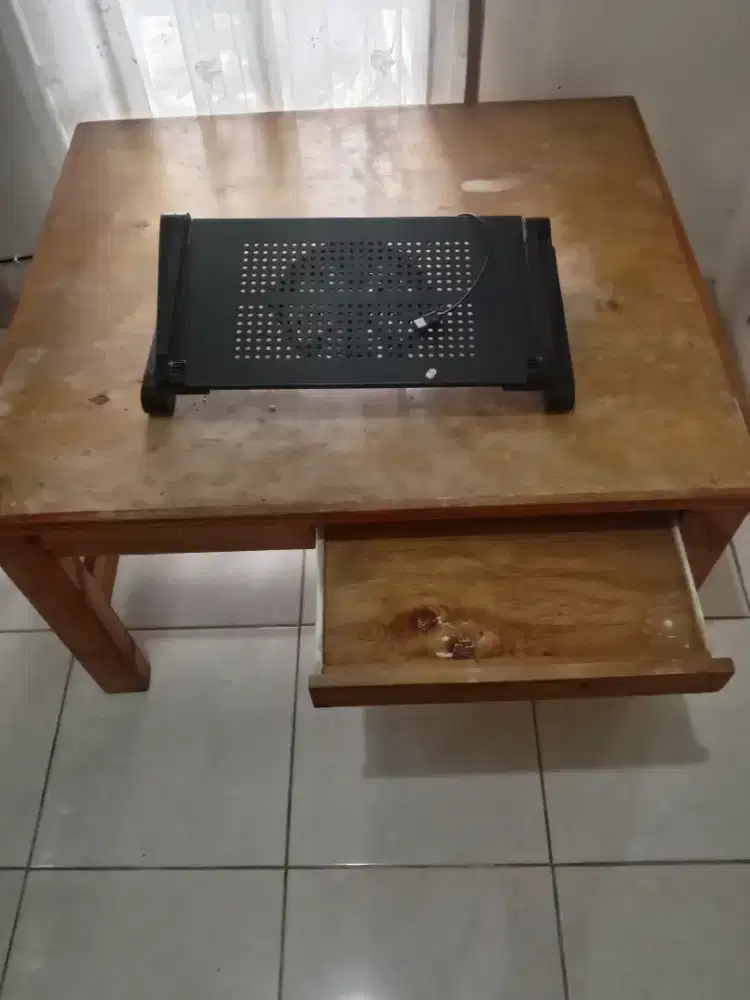 MEJA COMPUTER CUSTOM P 1MxL80cmxT60cm