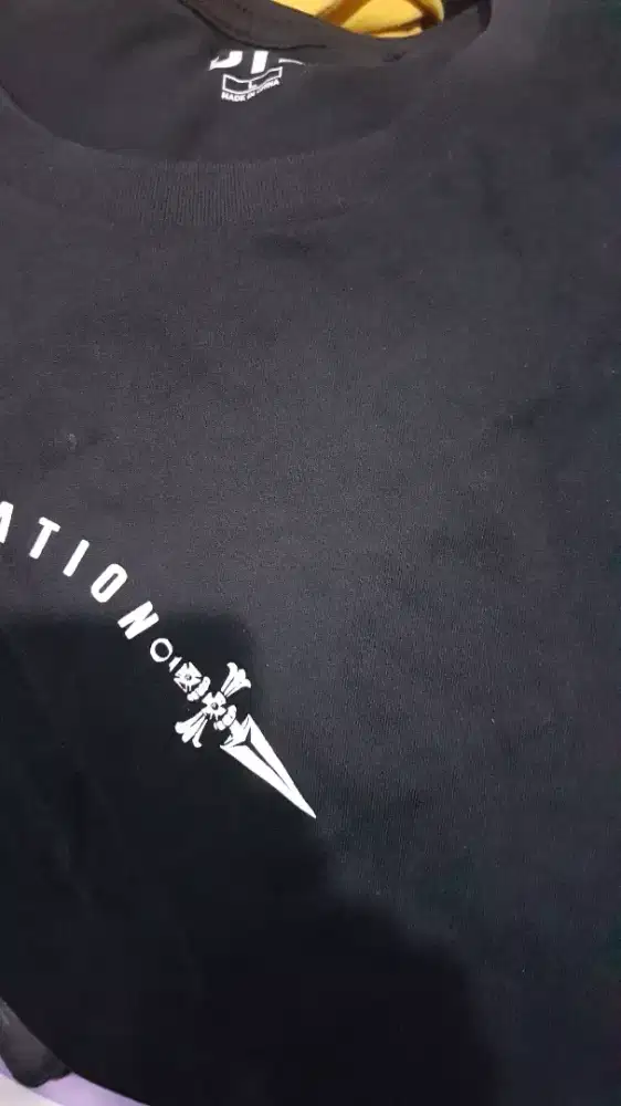 Uniqlo kaos naruto