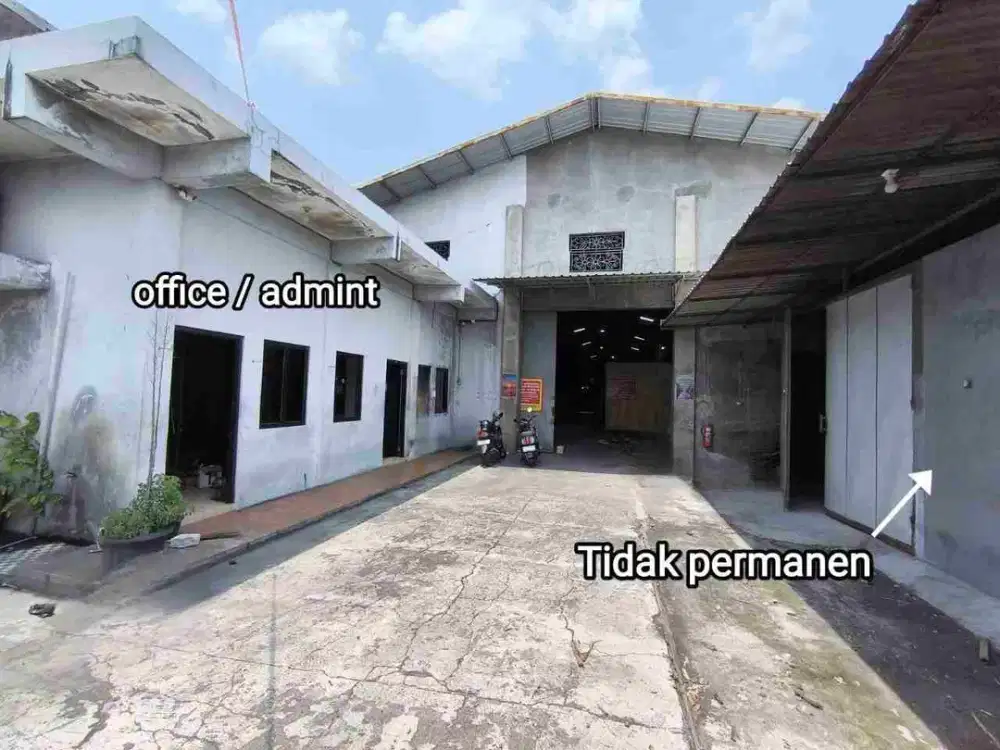 Gudang strategis siap pakai dekat exit tol solo Klodran