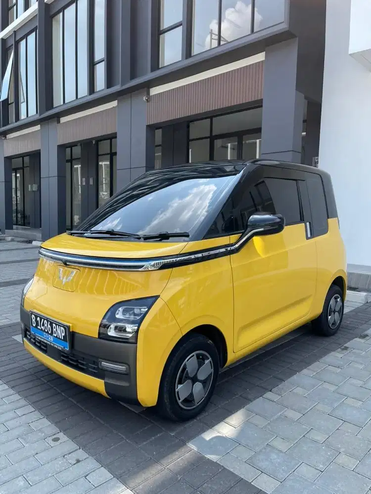 WULING AIR EV LONG RANGE 300km KUNING KM 17rb LIKE NEW SIAP PAKAI IRIT