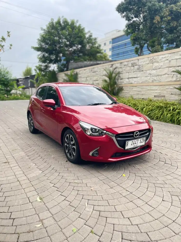 Mazda 2 R Skyactiv Matic Facelift non GT Automatic AB