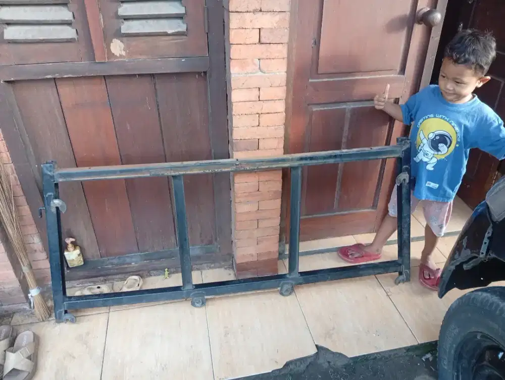 Spanten andang depan pelindung kabin kaca belakang granmax pickup