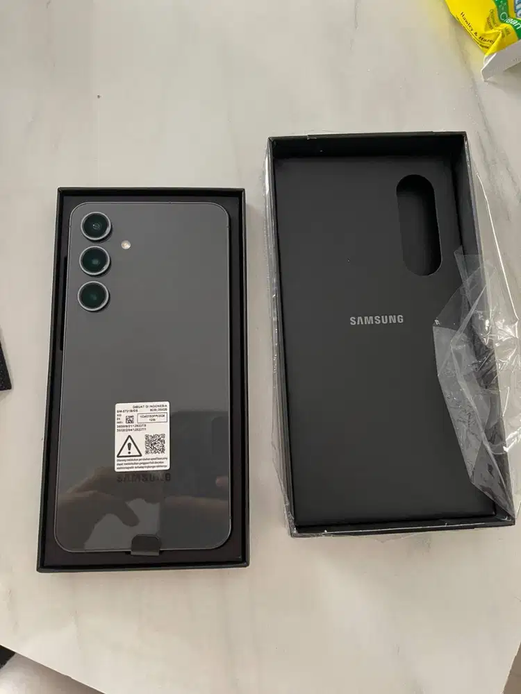 SAMSUNG S24FE Black 256GB
