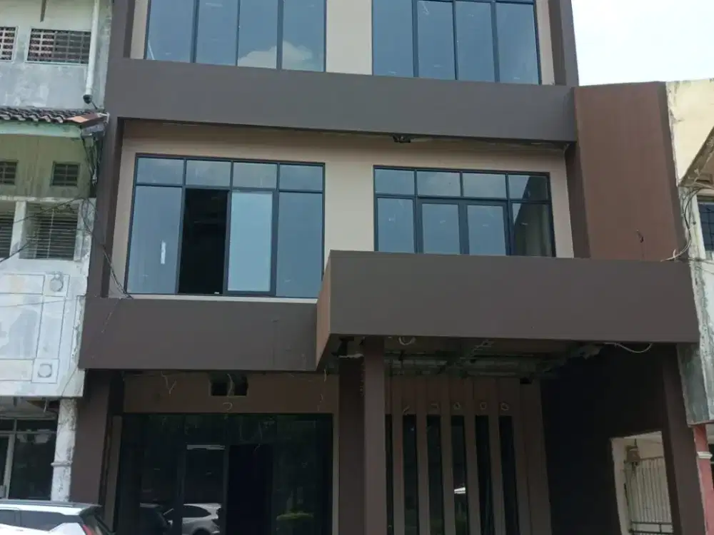 DiJual Ruko Gandeng Ruko (2 SHGB) modernland