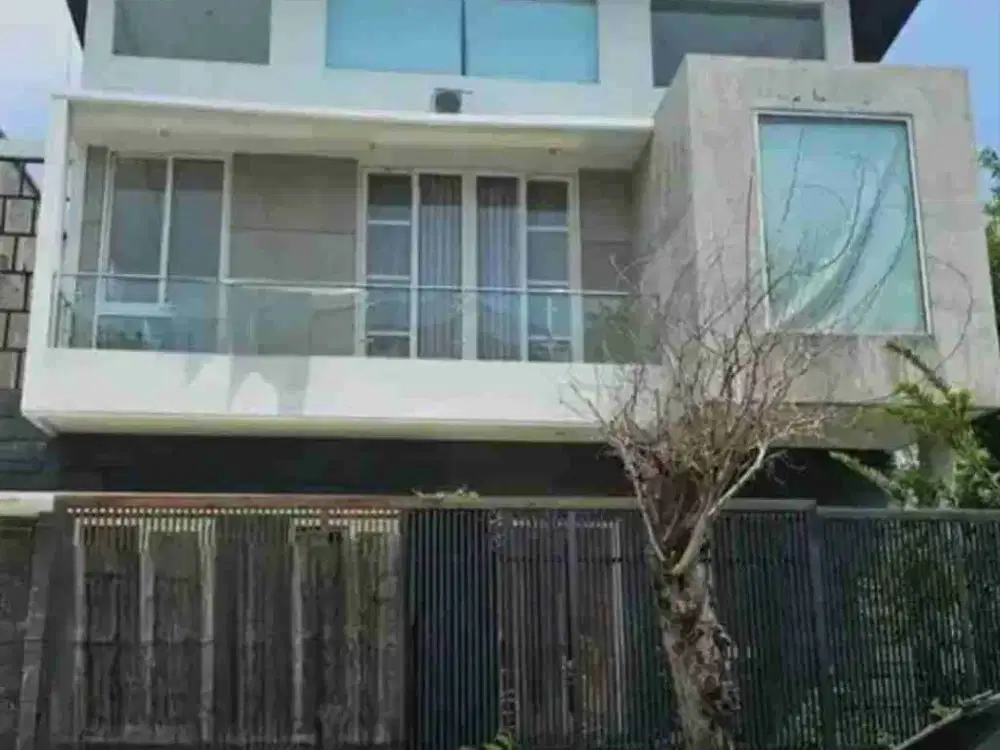 Rumah Mewah Pakuwon City Cluster San Antonio Surabaya Timur Sutorejo Dharmahusada