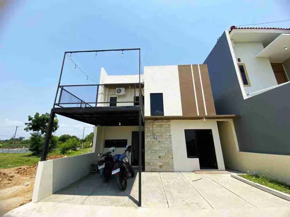 Rumah Cantik AC 2 unit 2 lt di Palur dekat ke UNS / RS Muwardi hanya 10-15 menit