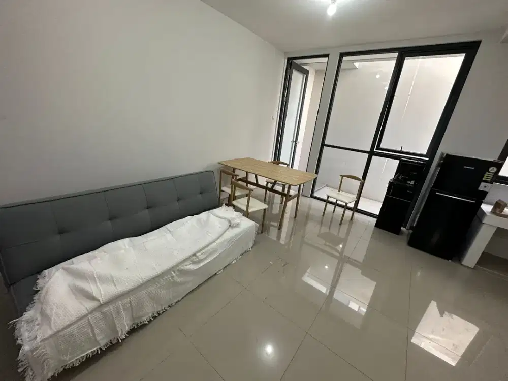 Sewa Kontrakan Rumah di Royal Residence Harga Murah Dekat Citraland Surabaya Barat Tahunan Perumahan Per 2025 Dibawah 40jt