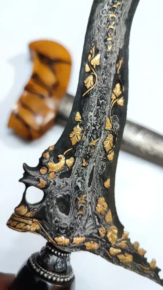 Pusaka sepuh tus otentik langka antik unik keris Naga antaboga emas