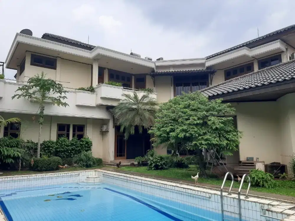 di Jual Rumah di PATRA kuningan Jakarta Selatan