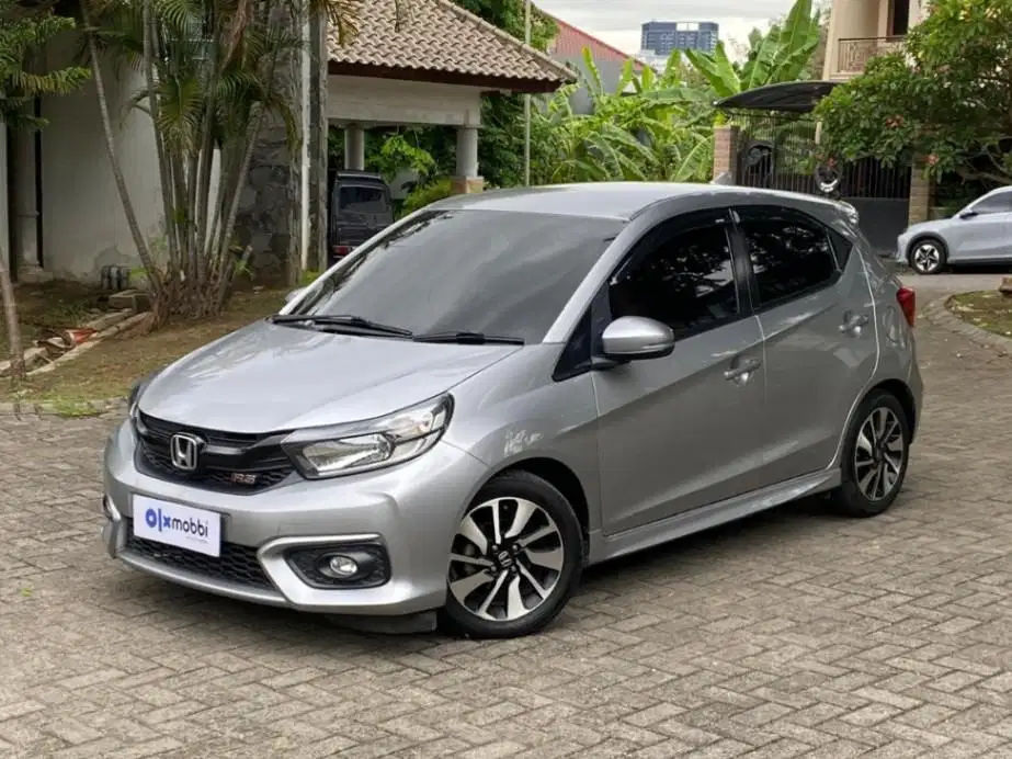 Low Km Honda Brio 1.2 RS Bensin-AT 2019 Abu-abu LFP