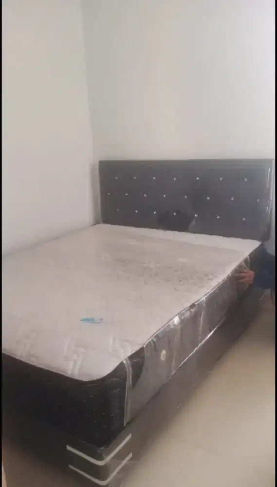 Springbed satu set dipan elitte